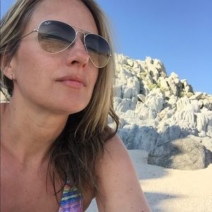 Meet your Posher, Robyn